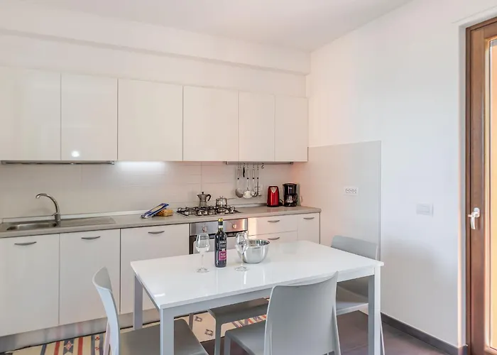 Casa Elena - Bella Vista Lägenhet Germignaga