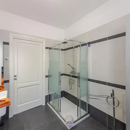 Casa Elena - Bella Vista *