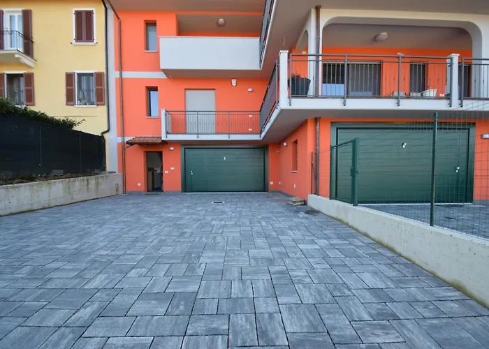 Casa Elena - Bella Vista Apartment Germignaga